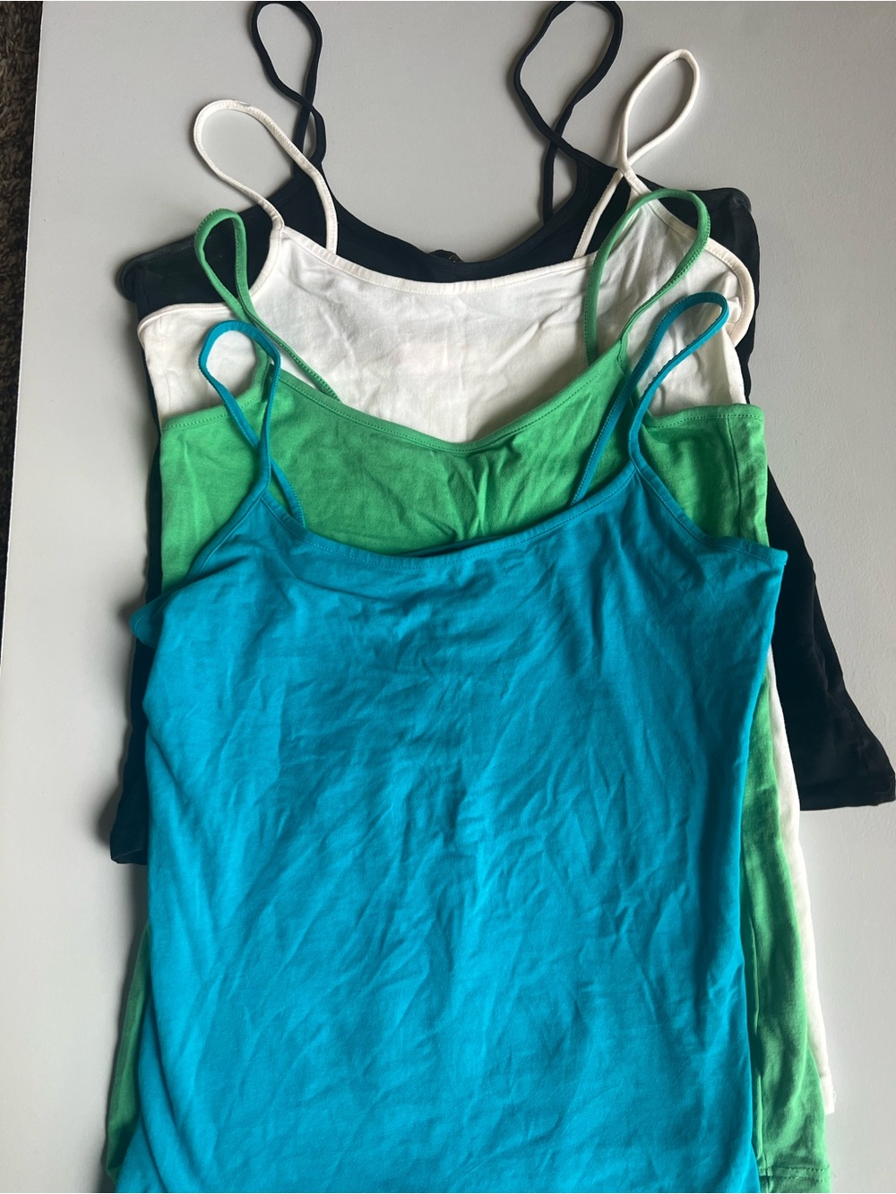 Forever 21 Women's Tank Top Bundle 4 Piece Camisoles Size M